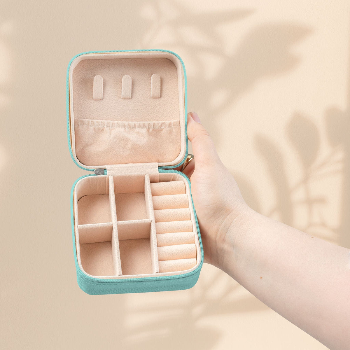 Aquarius Jewelry Travel Case — Compact Zodiac Travel Jewelry Organizer